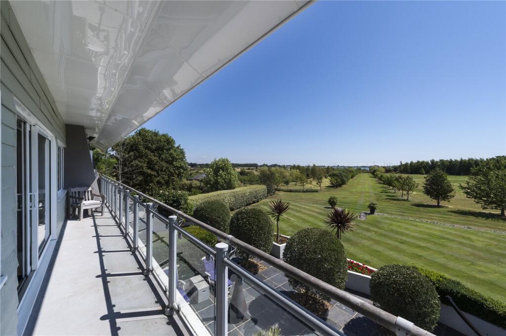 7-bed detached on Prinsted Lane, Prinsted, Emsworth, West Sussex, PO10, £2,950,000