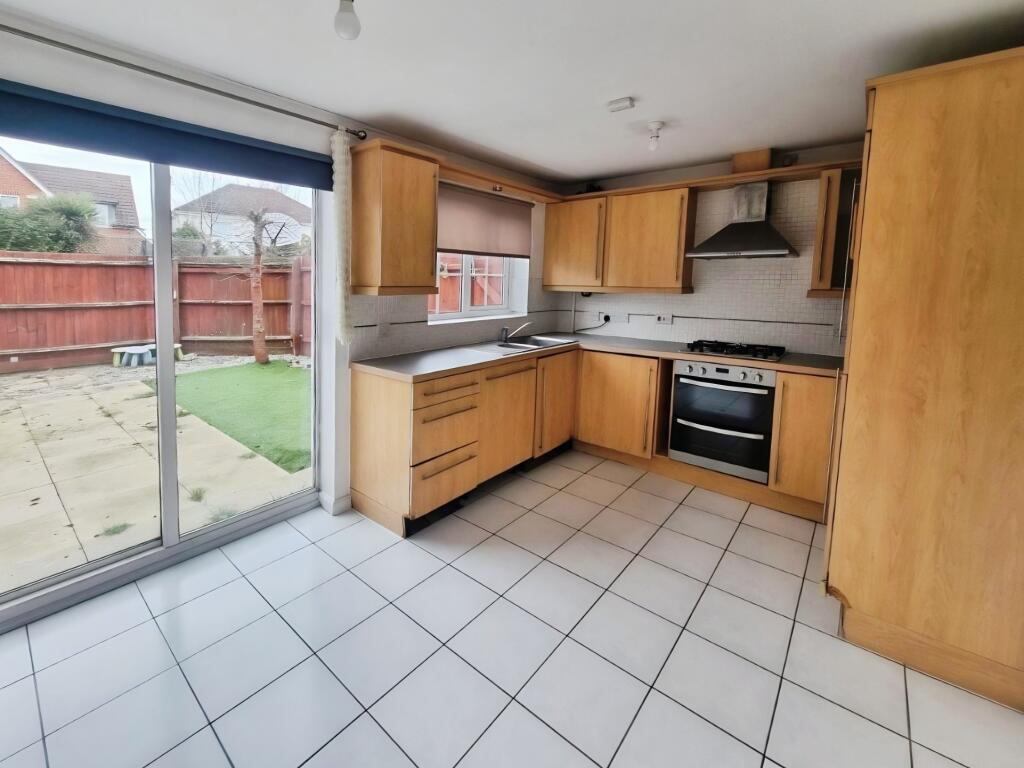House in Ipswich, Grange Farm, Kesgrave - View 3