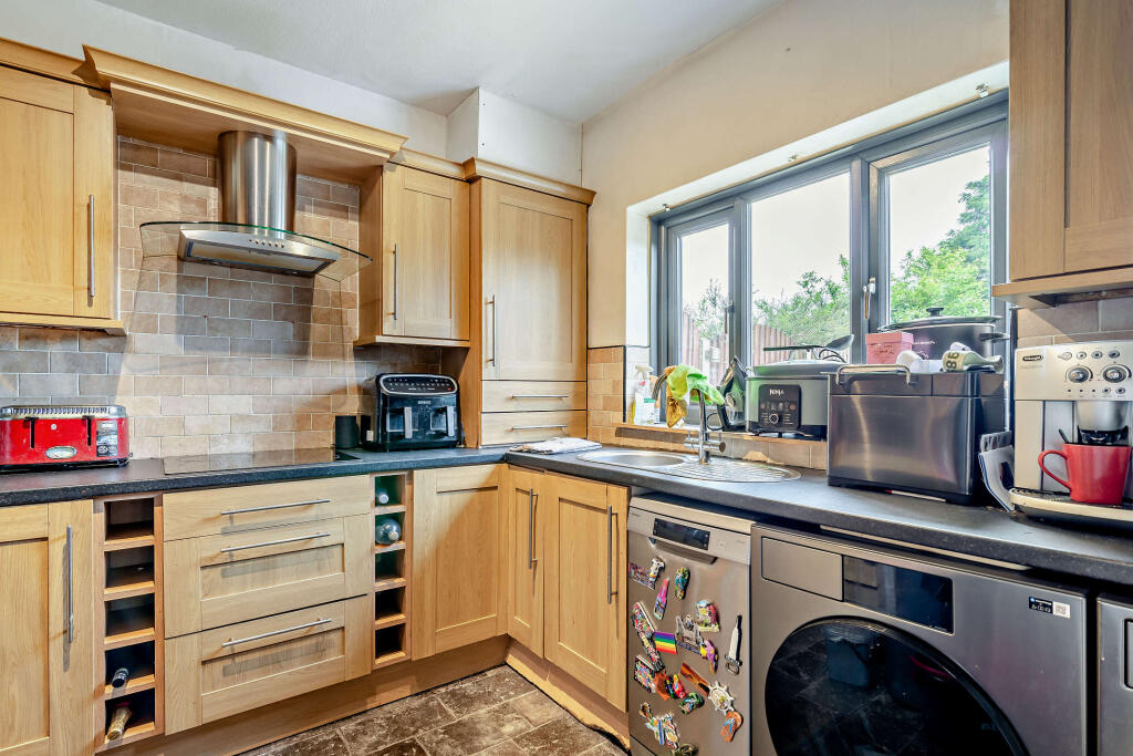 House in Burnley, Lancashire - View 3