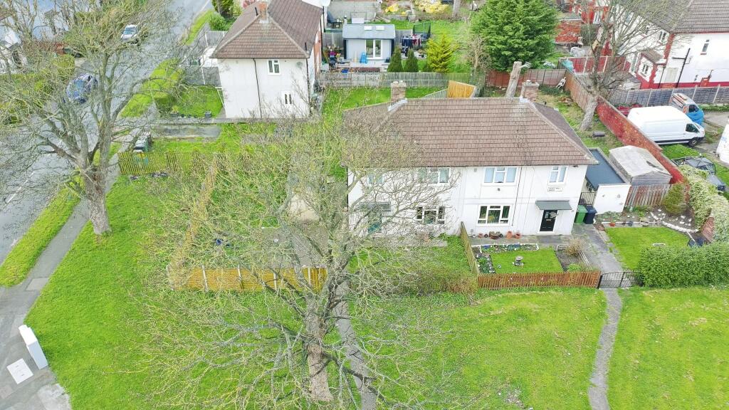 Main image of property: Scott Hall Green, Leeds, LS7