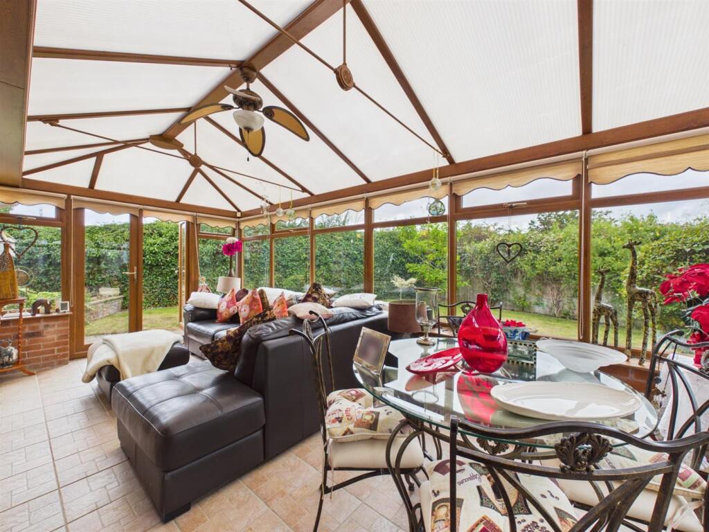 House in York - View 4