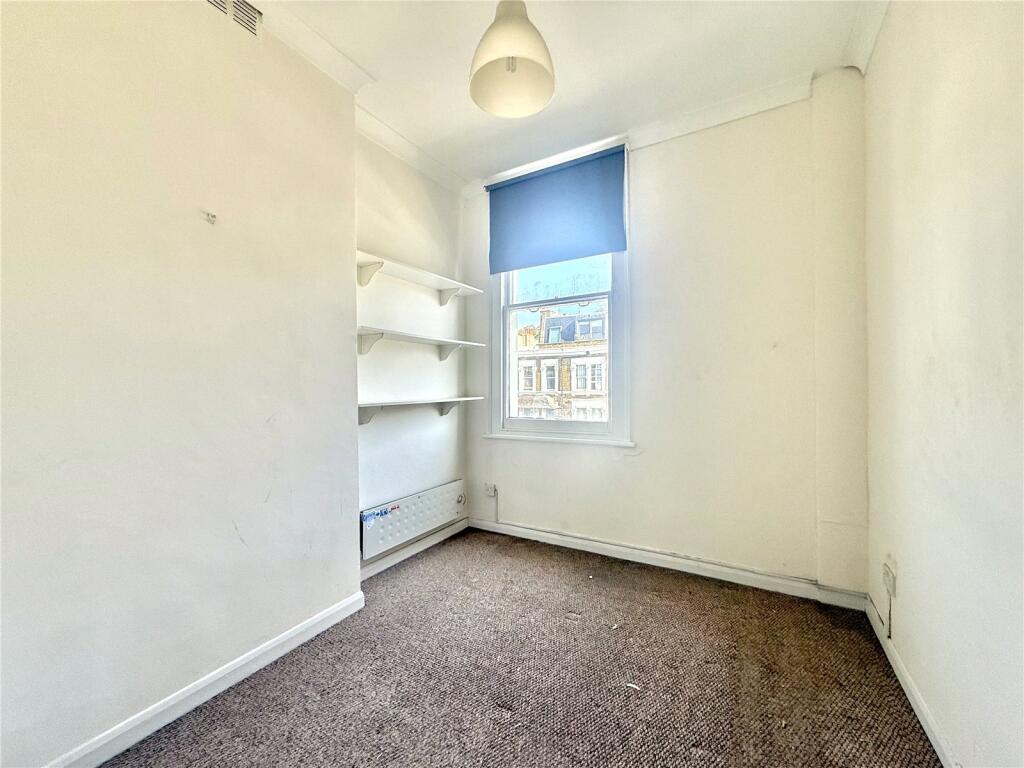 Apartment in London, Brook Green - View 4