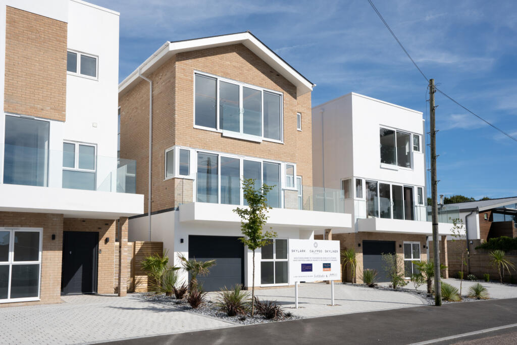 Dorset Lake Avenue, Lilliput, Poole, Dorset, BH14