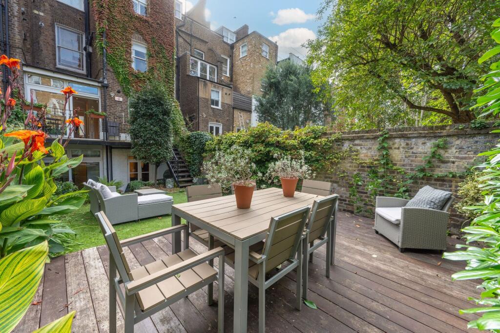 3 bedroom maisonette for rent
