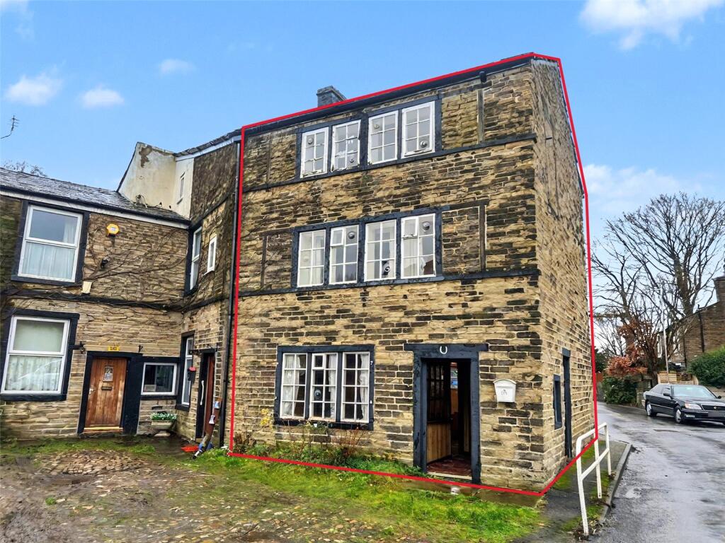 Main image of property: Harbour Lane, Milnrow, Rochdale, Greater Manchester, OL16