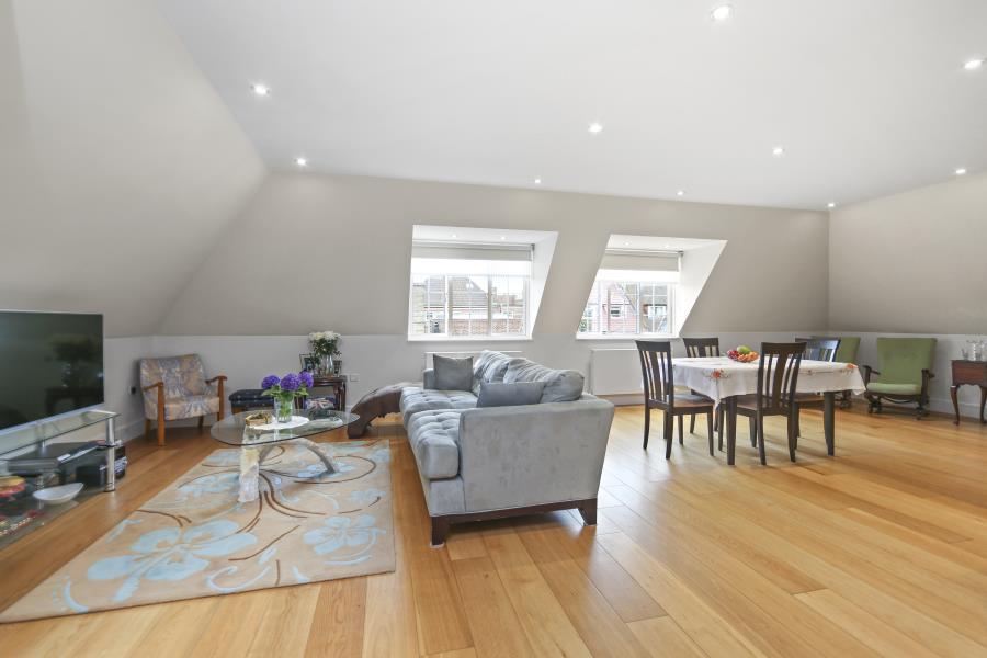 Main image of property: Beechcroft Avenue, Golders Green, NW1