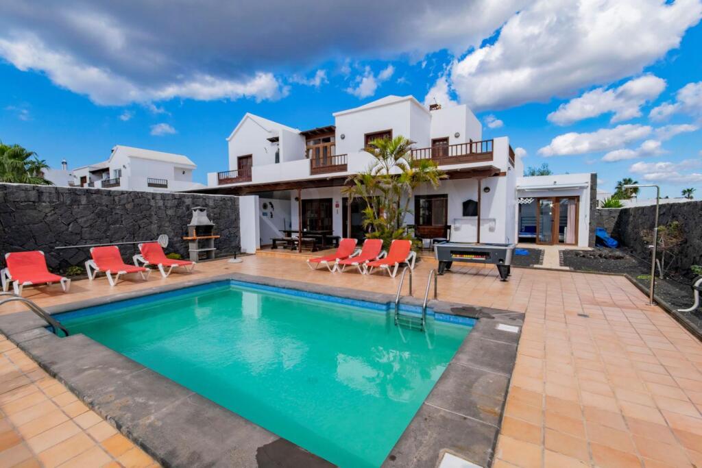 Main image of property: Canary Islands, Lanzarote, Playa Blanca