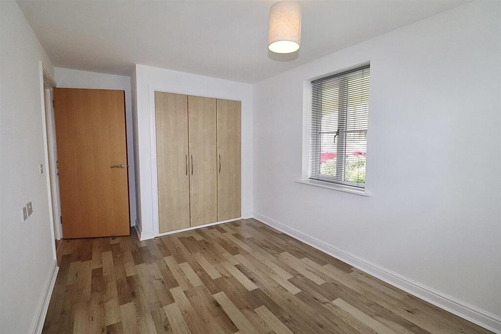 Apartment in Duston, St Crispin's, Upton - More