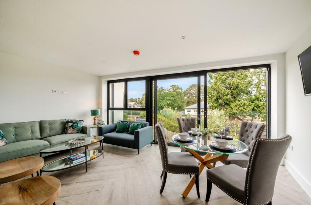 Apartment in Poole - View 4