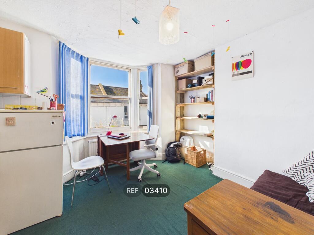 Main image of property: Kensington House, Kensington Gardens, Brighton, East Sussex, BN1 4AJ