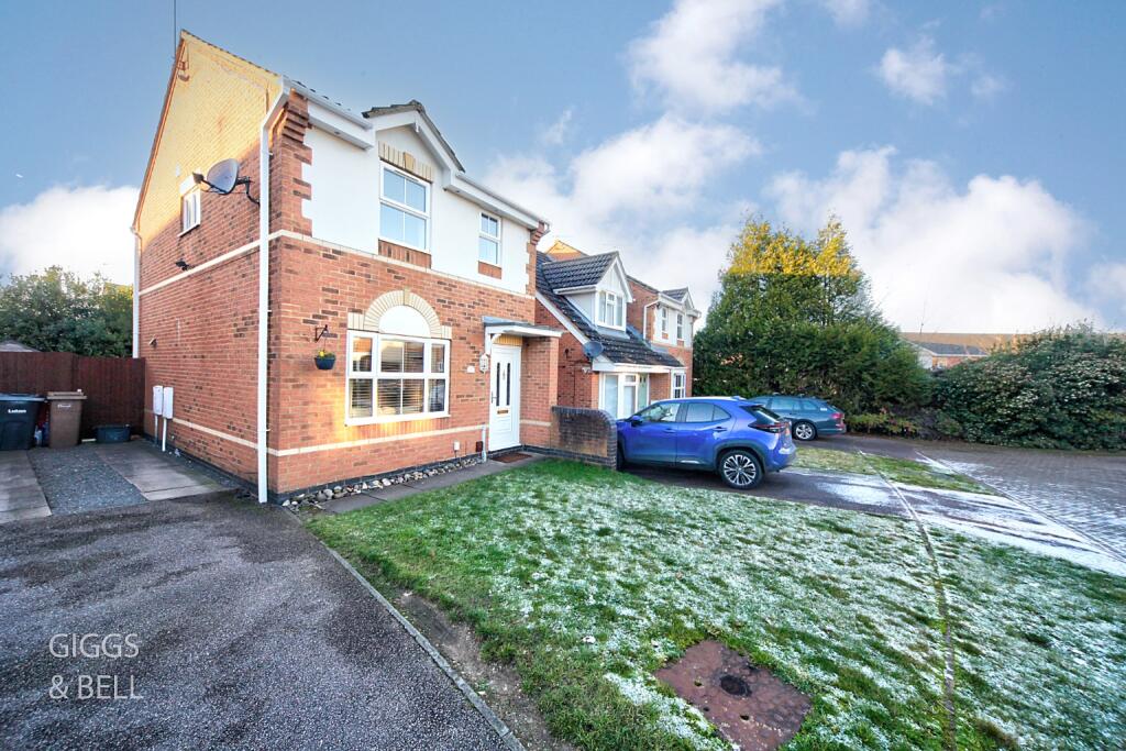 Main image of property: Lambourn Drive, Luton, Bedfordshire, LU2 7GQ
