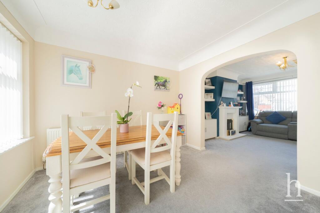 Pembroke Avenue, Wirral, CH46 - View 6