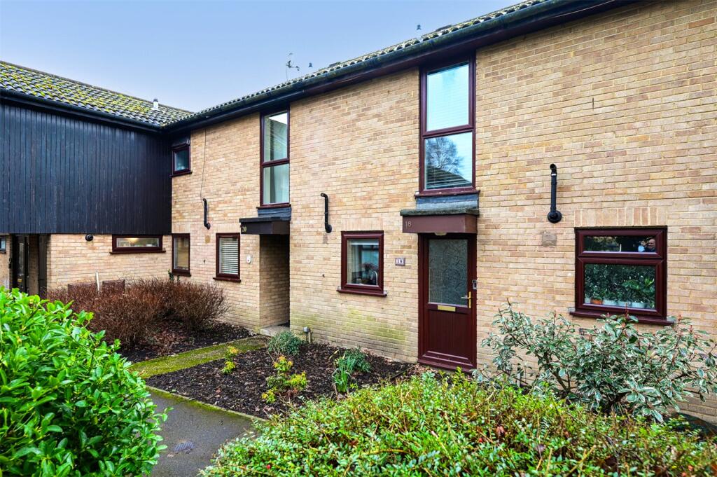 Main image of property: Maple Close, Ash Vale, Guildford, Surrey, GU12