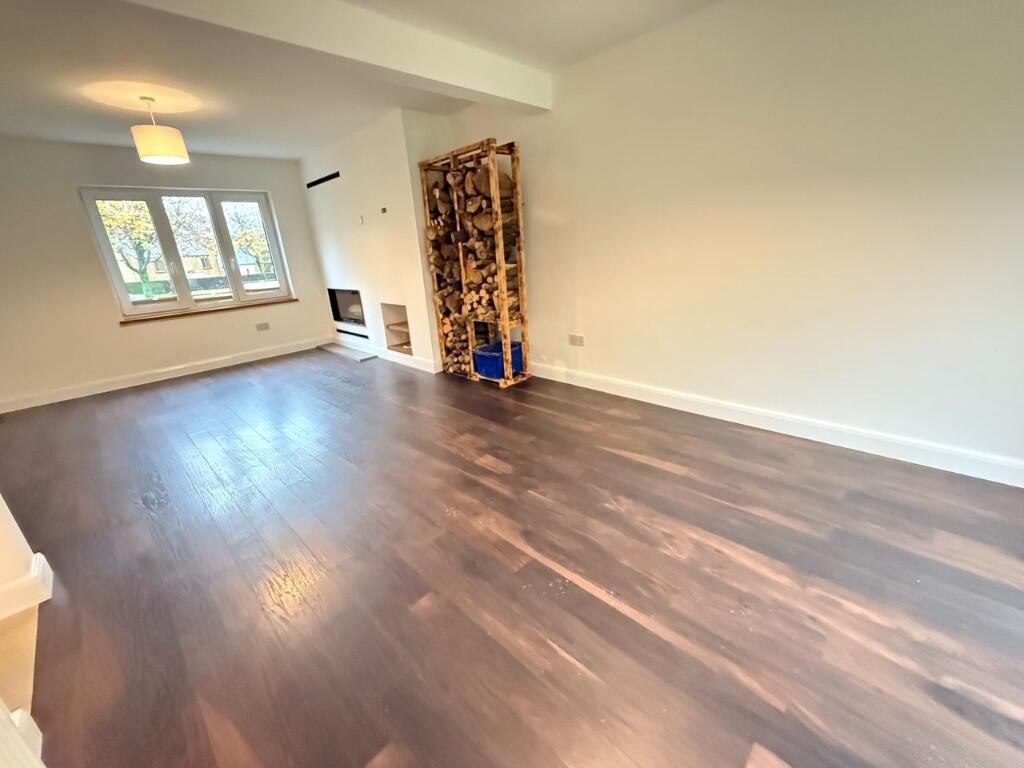 223 Cousin Lane, Halifax, West Yorkshire, HX2 8EE photo 3