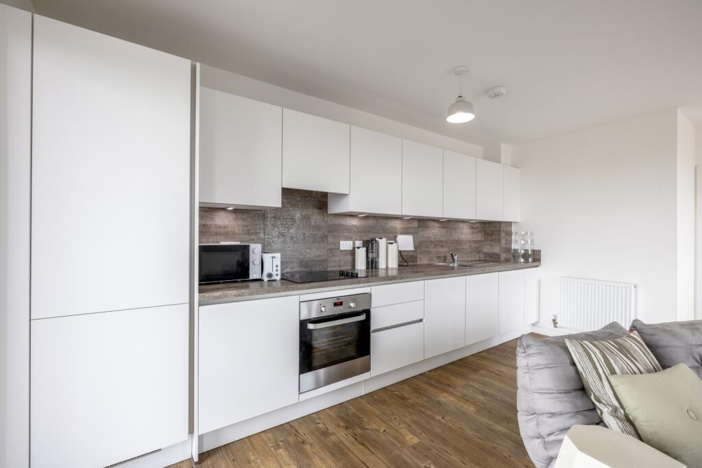 Apartment in London - View 5