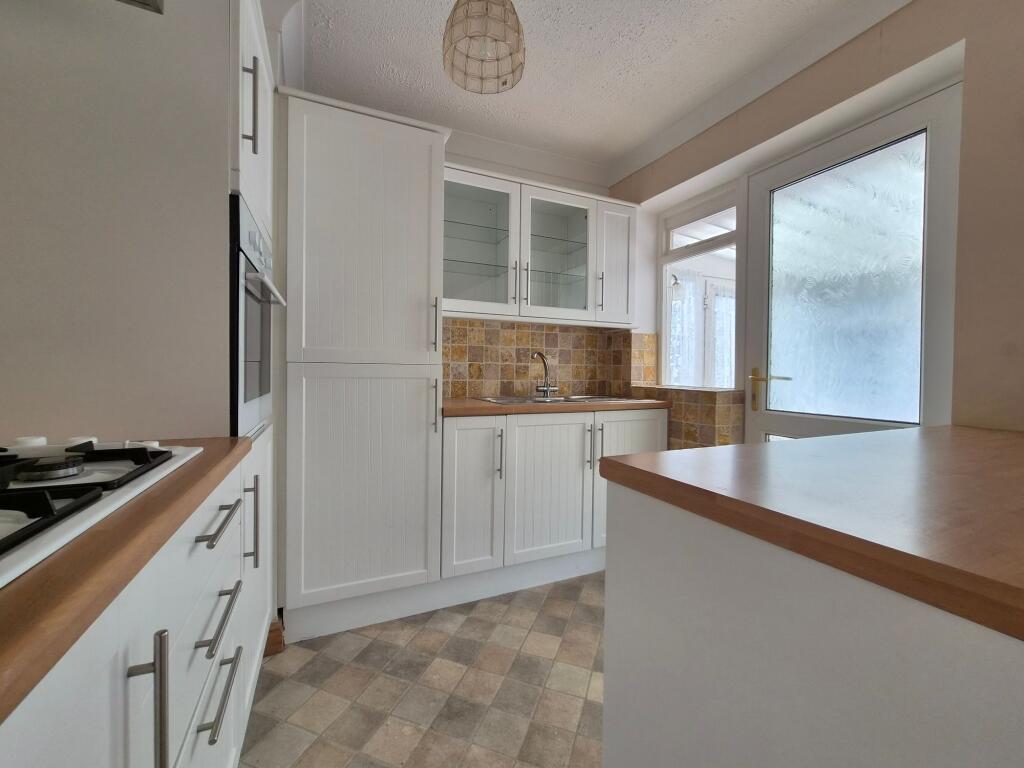 House in Scarborough, South Cliff - View 5