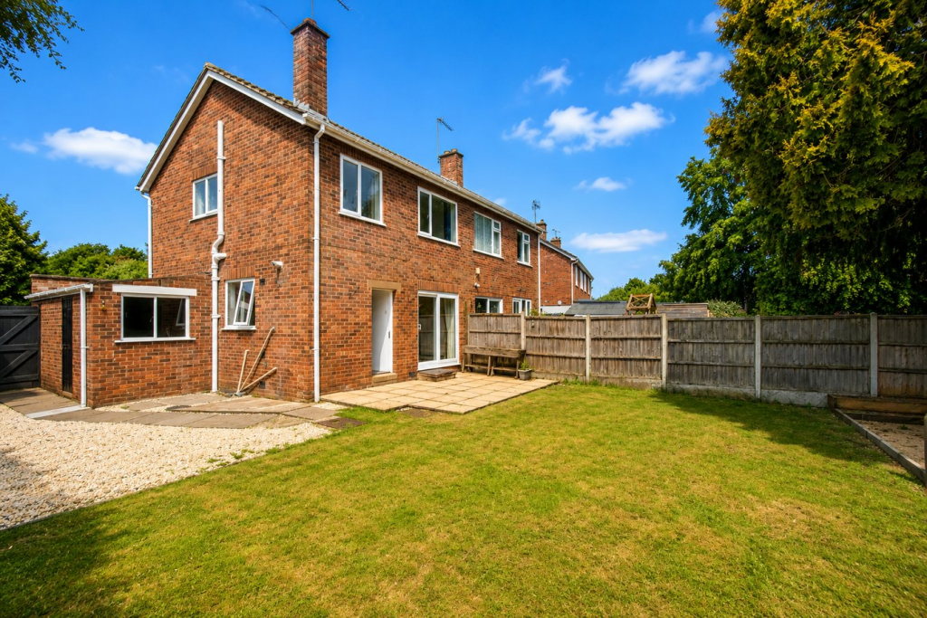 House in Rugby, Overslade - View 3