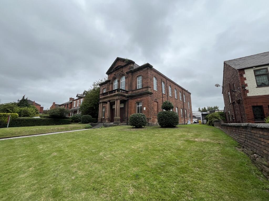 Main image of property: Nutgrove Methodist Church, Nutgrove Road, St Helens, Merseyside