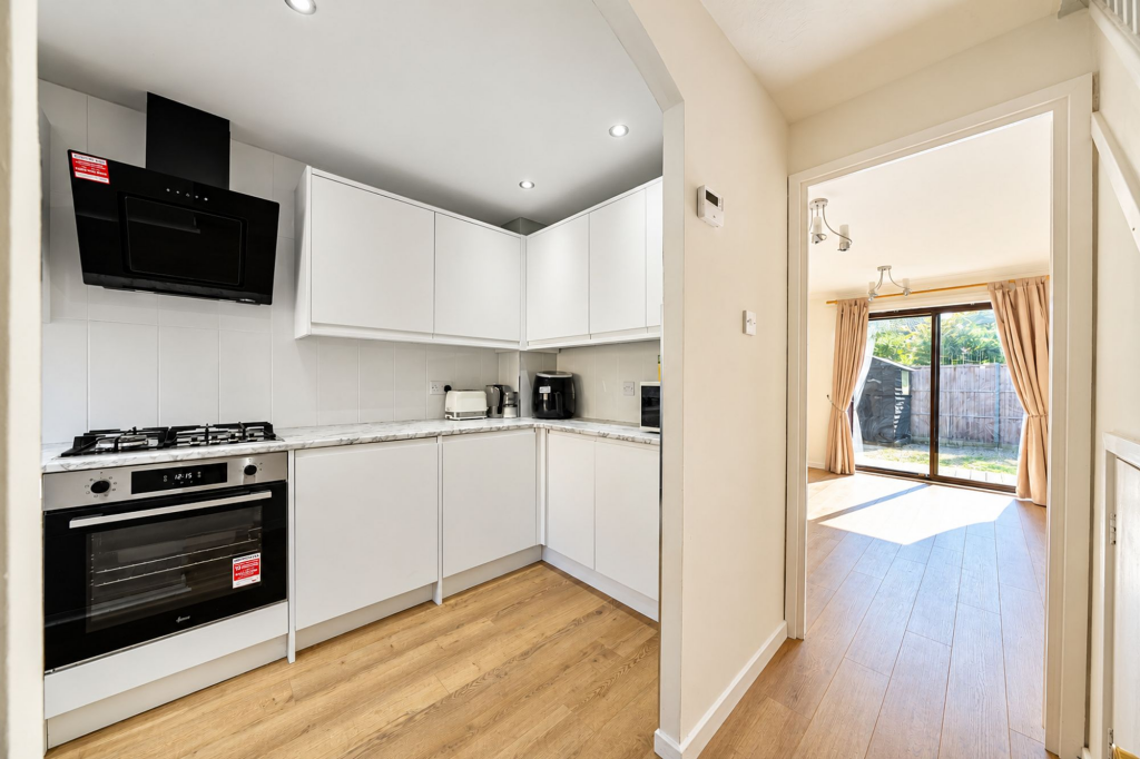 House in London - View 5