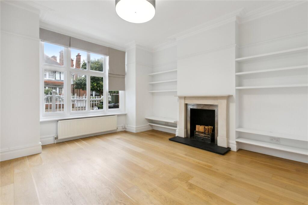 4 bedroom semi-detached house for rent