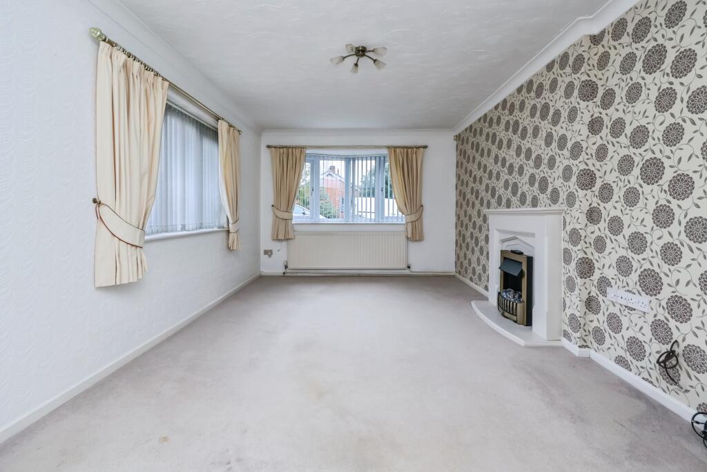 Elmsfield Avenue, Heanor, DE75 photo 3