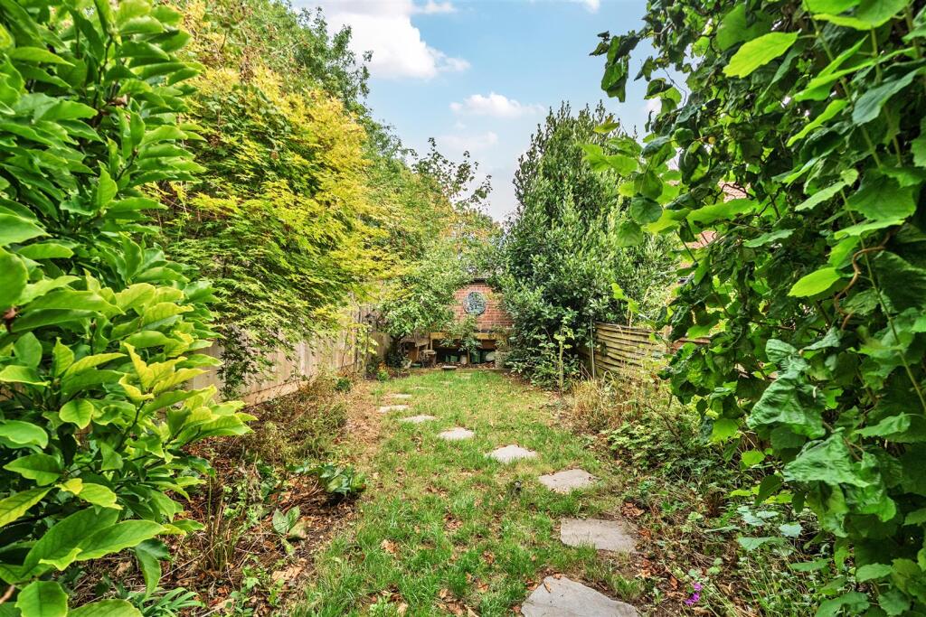 House in Chippenham, Derriads, Patterdown - View 5