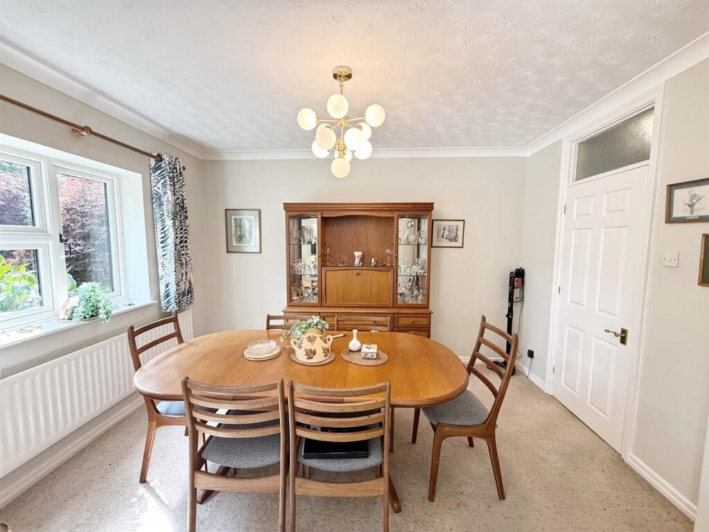 Apartment in Lichfield, Shenstone - More