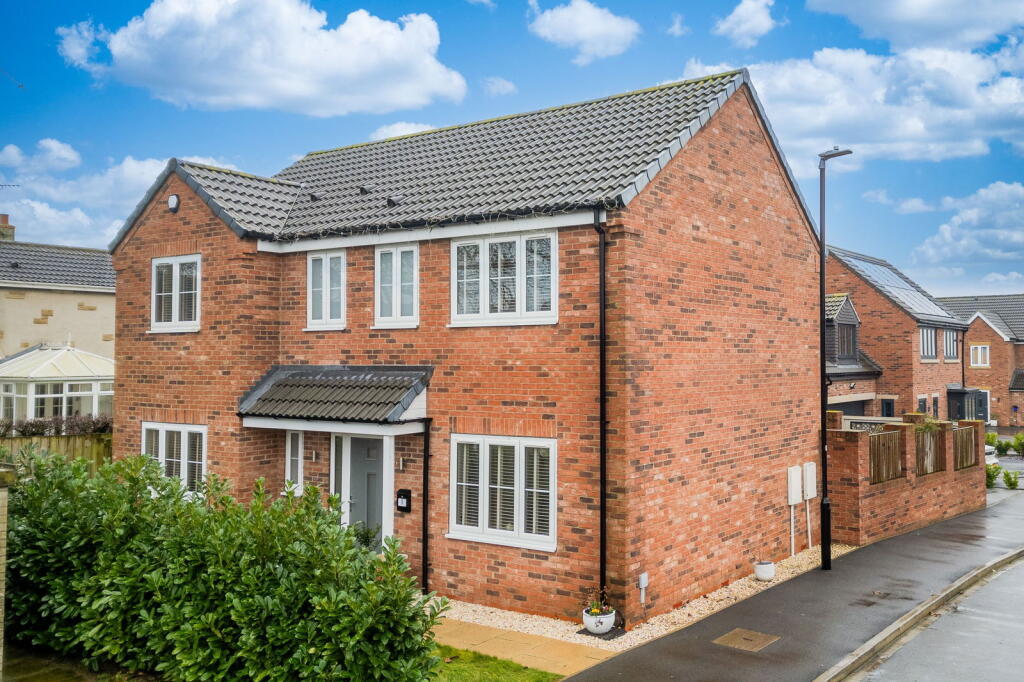 Main image of property: The Fossards, Osgodby, Selby, YO8 5GY