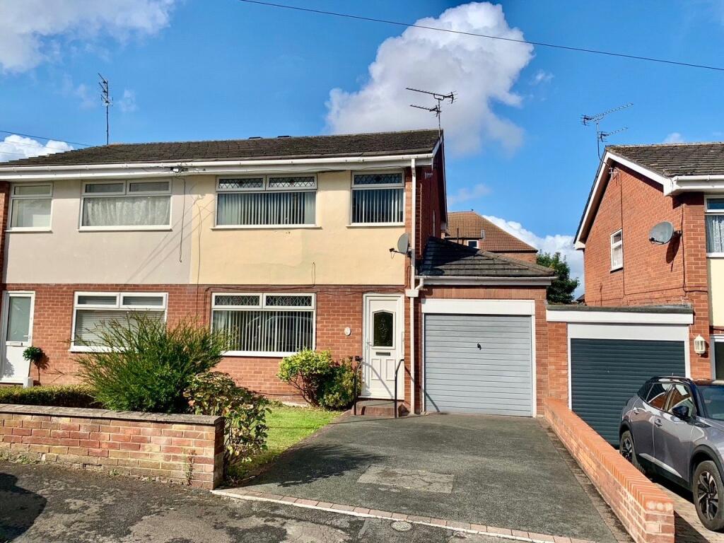 Main image of property: Birkett Road, West Kirby, Wirral, Merseyside, CH48