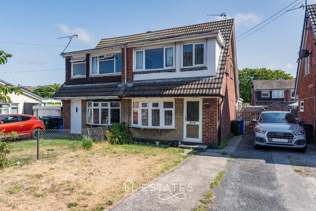 4-bed semi-detached on Prestatyn, Denbighshire, LL19, £175,000