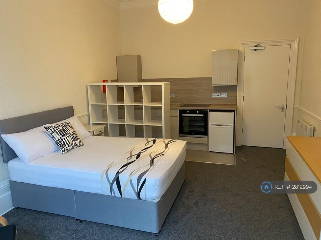 Main image of property: Langside Avenue, Glasgow, G41