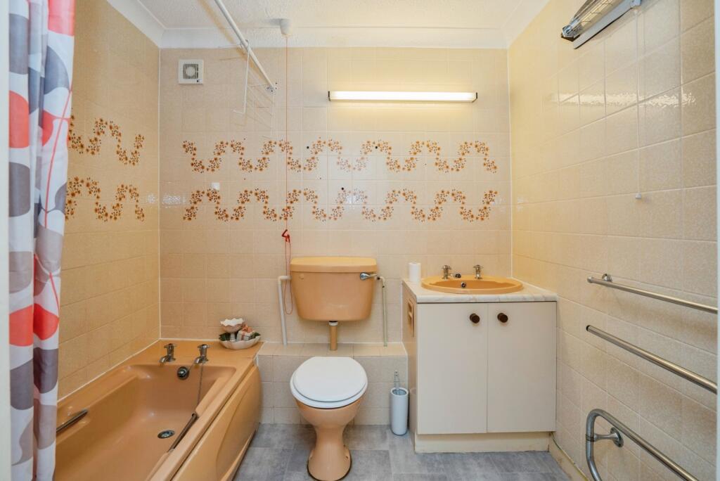 Homewater House, Waterlooville - View 5