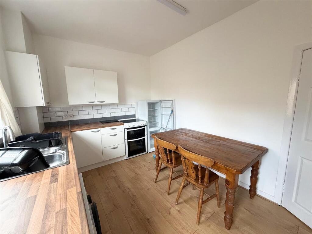 House in Stockport - View 3