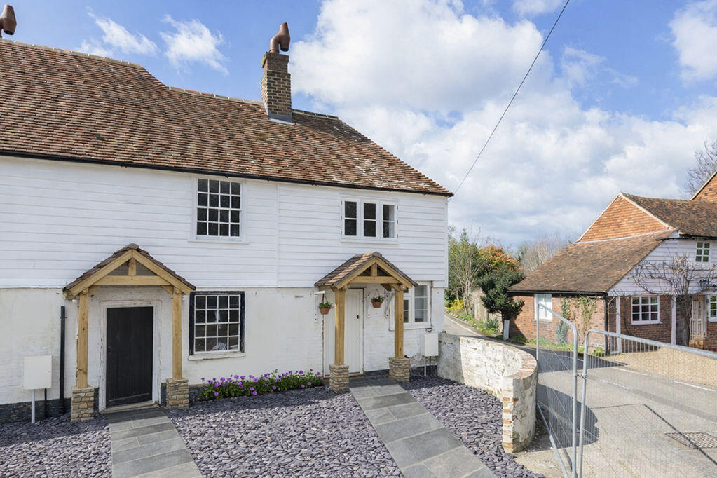 Main image of property: The Green, Matfield