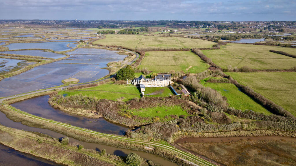 Main image of property: Pays de la Loire, Loire-Atlantique, Guérande