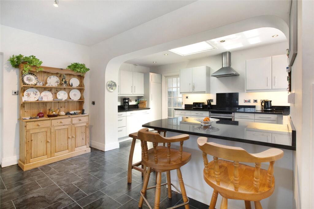 House in Torquay, Torbay - View 4