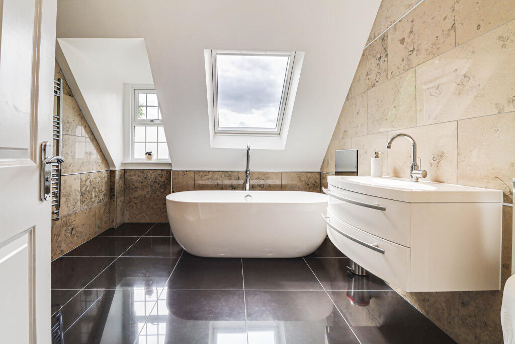 Additional image 13 of Boyes Crescent, Napsbury Park, St. Albans, AL2