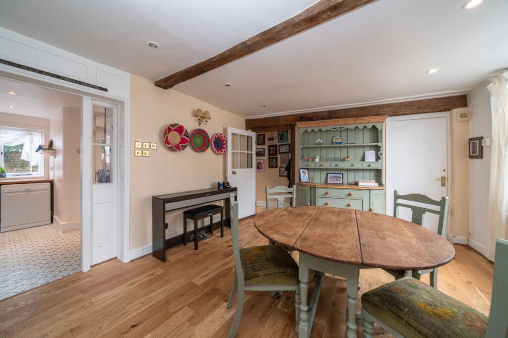 House in St Albans, Redbourn - View 2