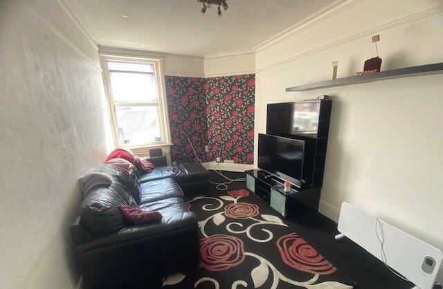 27A South Farm Road, Worthing, West Sussex, BN14 7AD - View 2