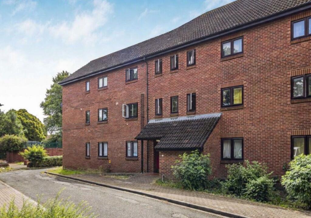Main image of property: Flat 2 Mandarin Court, Mitchellbrook Way, Willesden, London, NW10 8PF