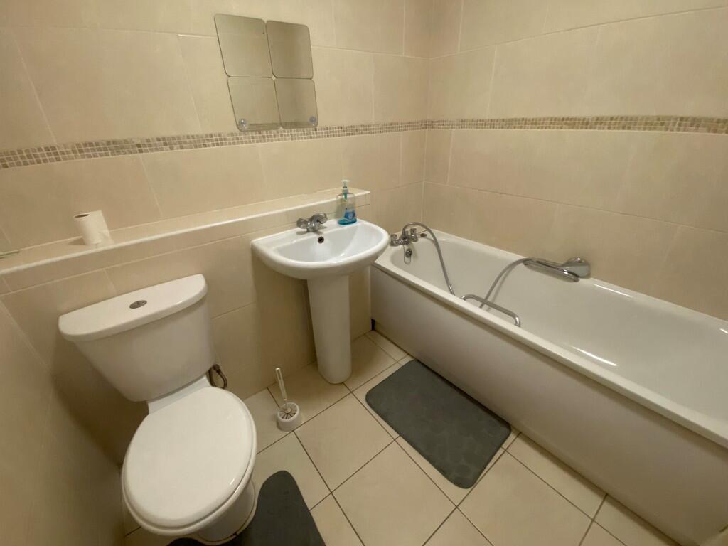 Apartment in Bournemouth - More