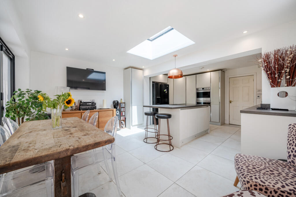 House in Hemel Hempstead - View 2