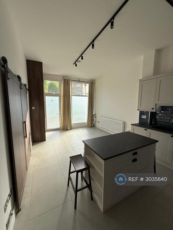 Apartment in London, Galleons Point, Gallions Reach - View 4