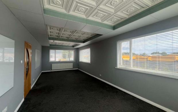 Photo 2