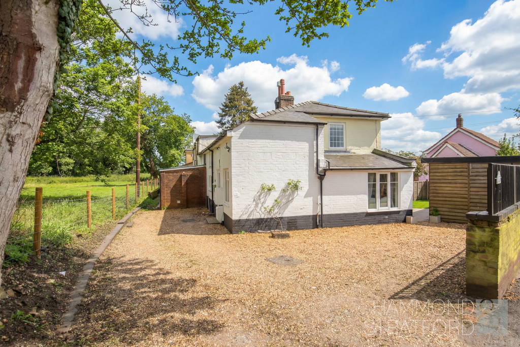 2-bed house on Ellingham Road, Attleborough, £260,000