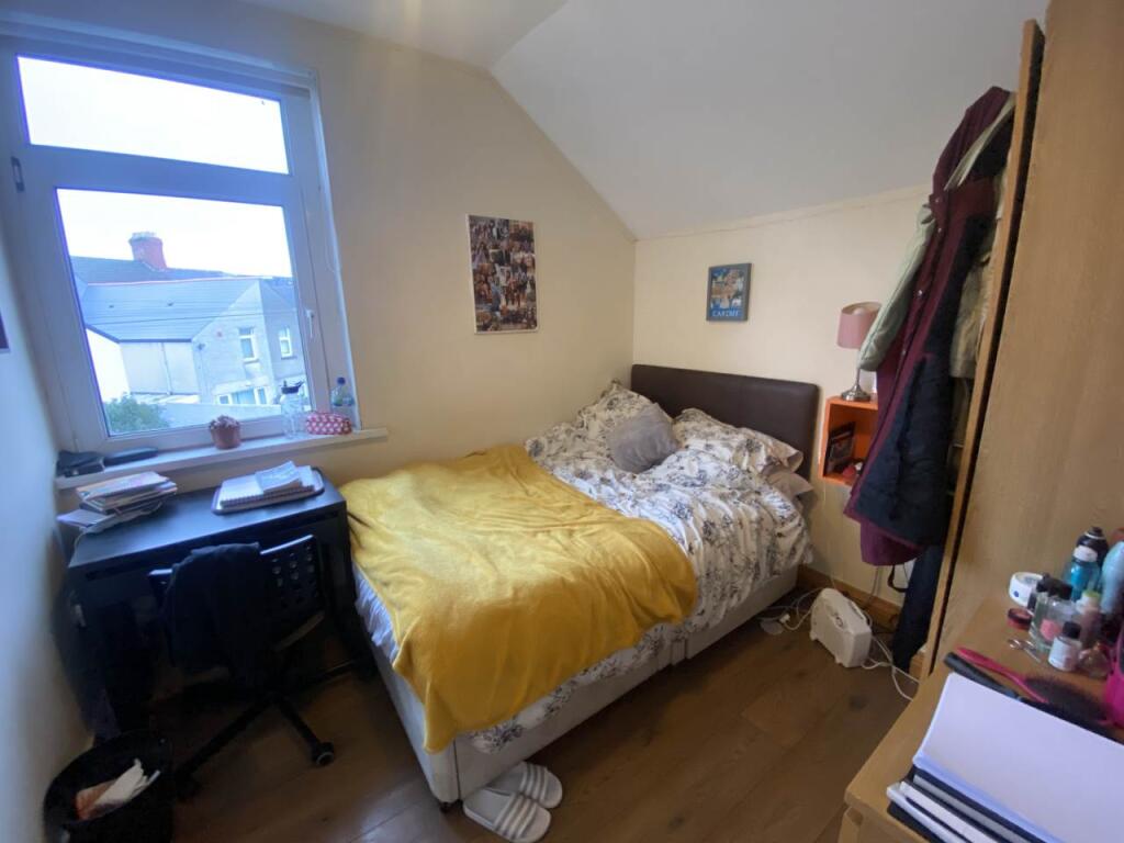 House in Cardiff - More
