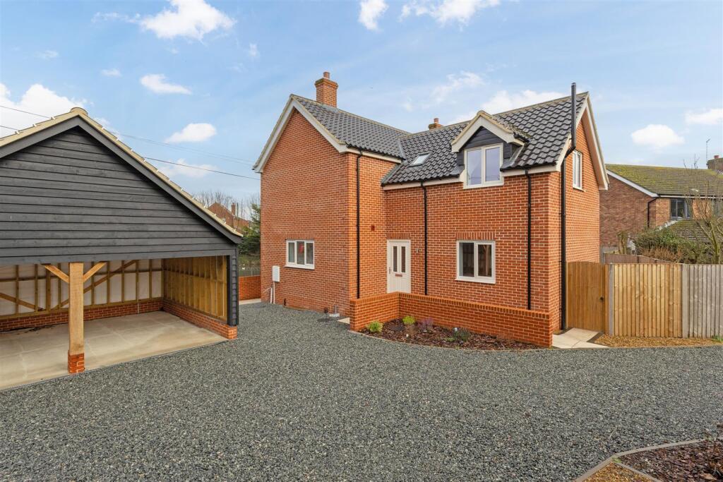 Main image of property: West Road, Ormesby, Great Yarmouth