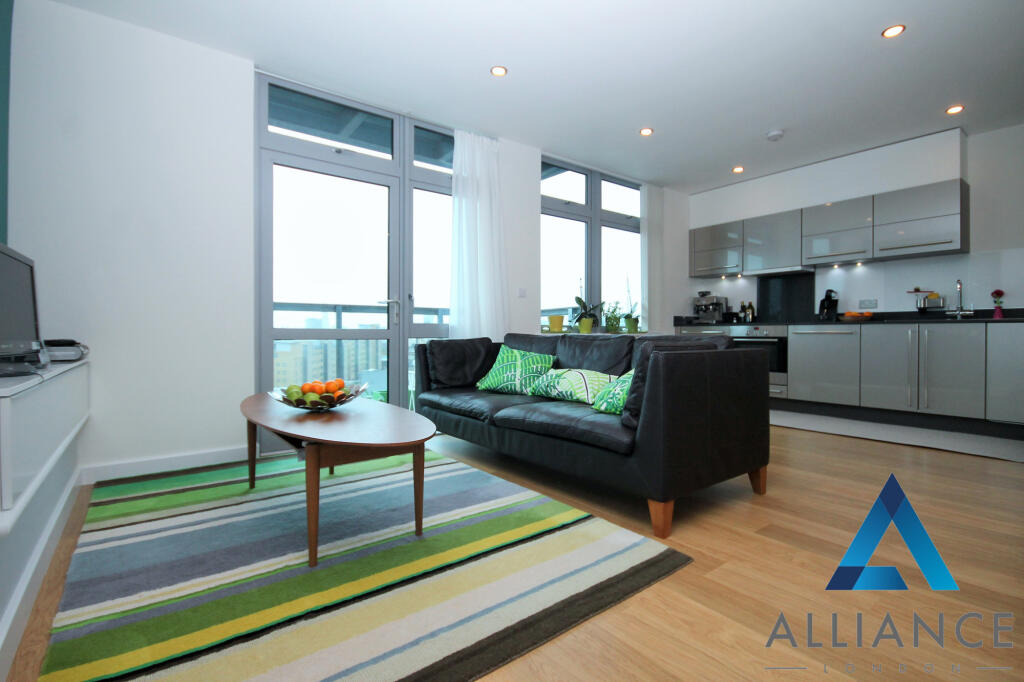 Main image of property: Iona Tower, 33 Ross Way, London, E14