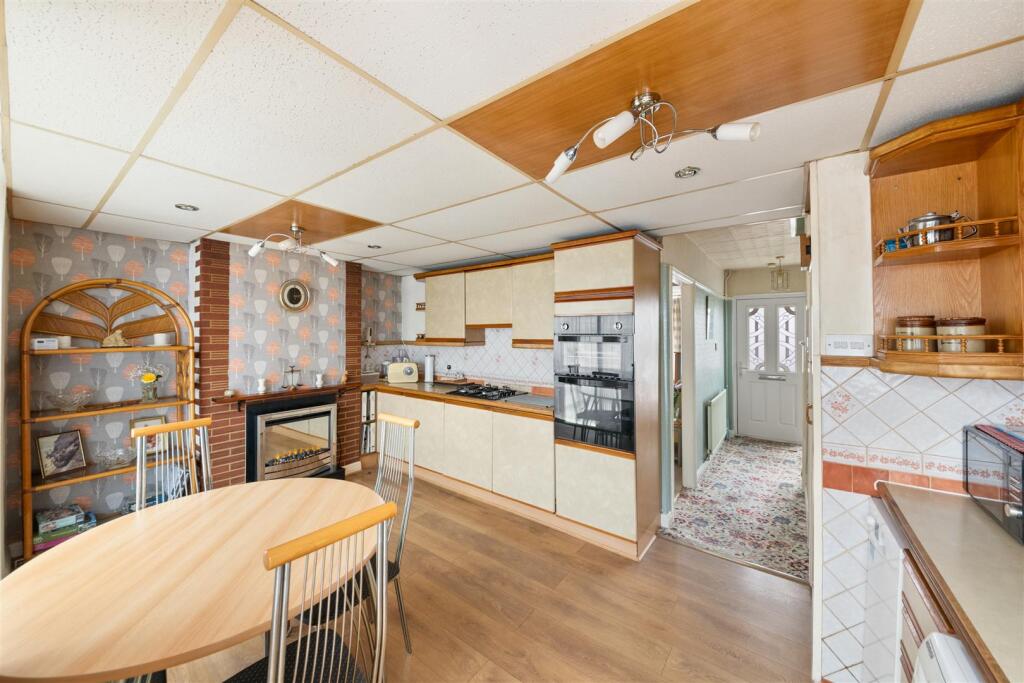 House in London - View 5