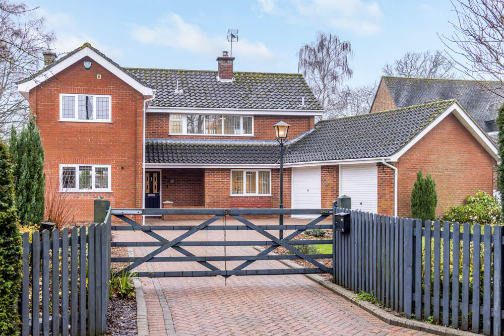 Main image of property: 54 West End Road, Kirton, Boston PE20 1BT